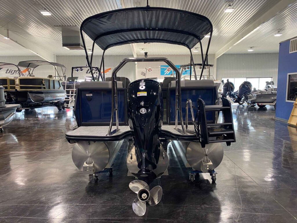 2026 Alera A 22Q at Blackbeard Marine Kingston, photo 5 of 13