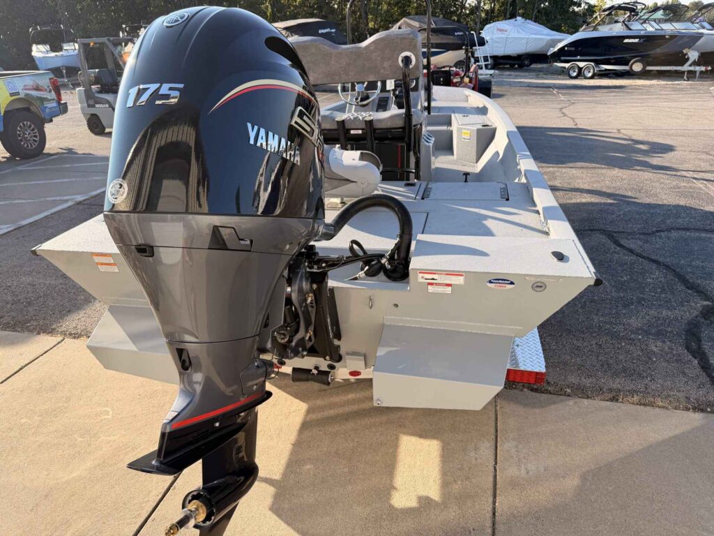 2027 G3 BAY 21 GX at Blackbeard Marine Branson West, photo 4 of 11