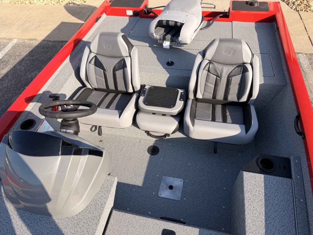 2027 G3 SPORTSMAN 1710 PFX at Blackbeard Marine Branson West, photo 8 of 9