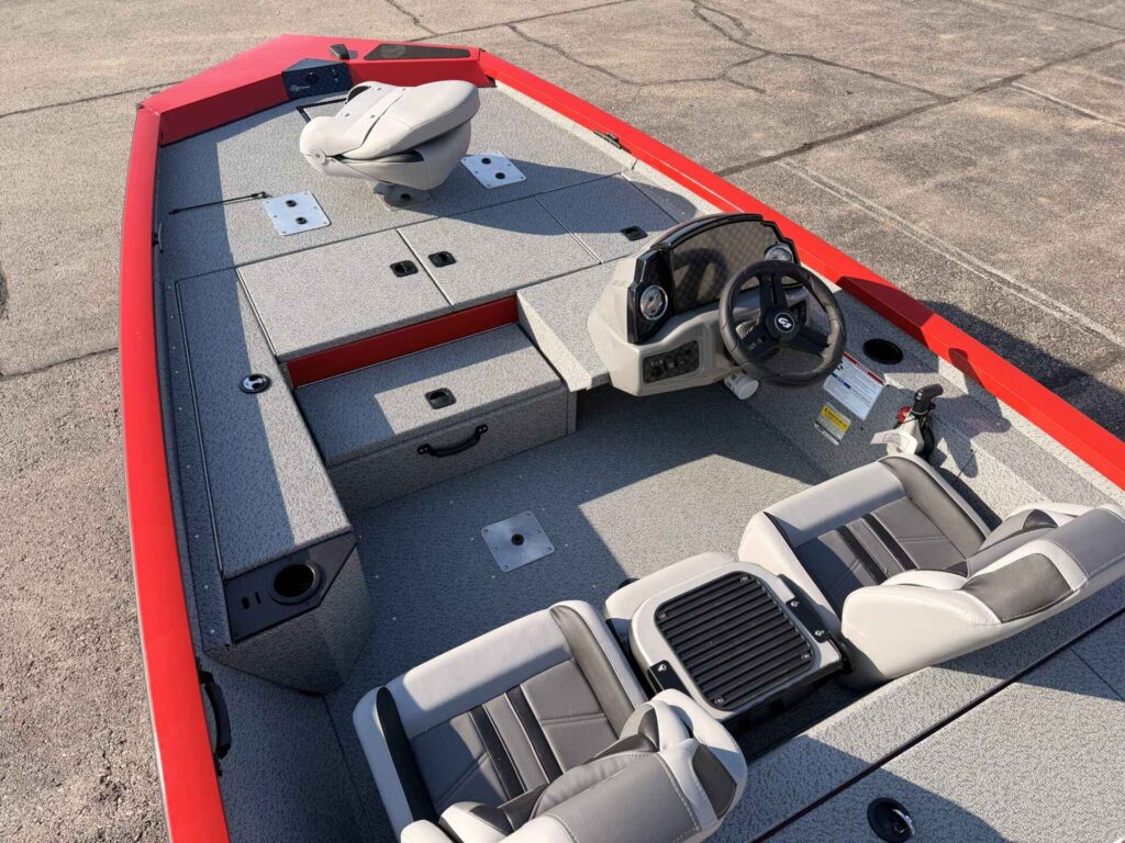 2027 G3 SPORTSMAN 1710 PFX at Blackbeard Marine Branson West, photo 9 of 9