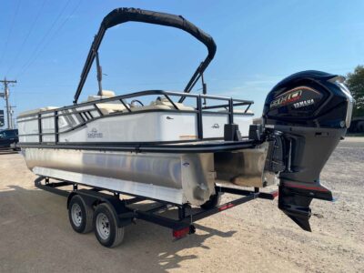 2027 SunCatcher SELECT 322SS Pontoon Boat (SC137H627)