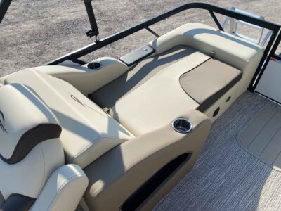 2027 SunCatcher SELECT 322SS Pontoon Boat (SC137H627)