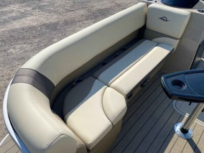 2027 SunCatcher SELECT 322SS Pontoon Boat