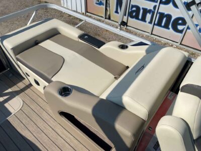 2027 SunCatcher SELECT 322SS Pontoon Boat