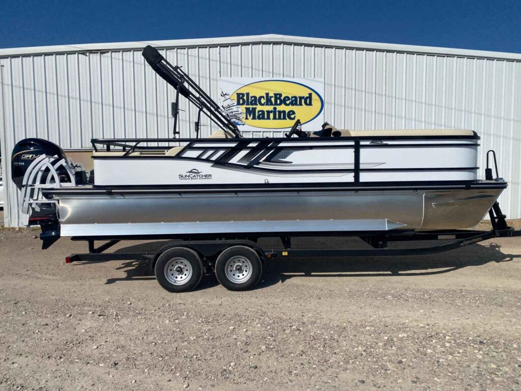 2027 SunCatcher SELECT 322SS Pontoon Boat (SC143I627)