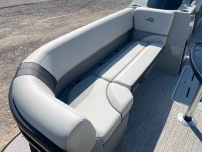 2027 SunCatcher SELECT 322SS Boat