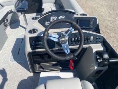 2027 SunCatcher SELECT 322SS Boat