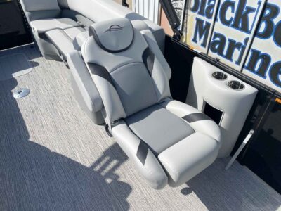 2027 SunCatcher SELECT 324RC Pontoon Boat