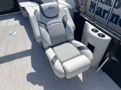 2027 SunCatcher SELECT 324RC Pontoon Boat