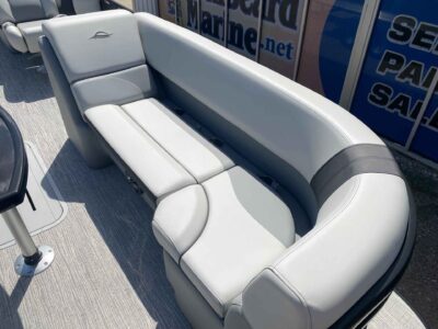 2027 SunCatcher SELECT 324RC Pontoon Boat
