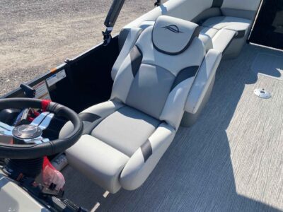 2027 SunCatcher SELECT 324RC Boat