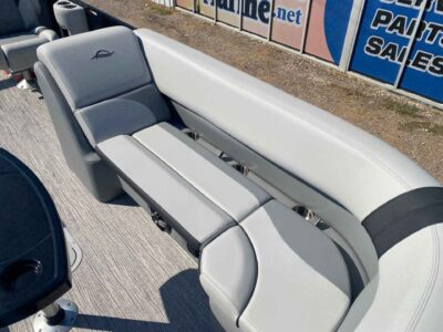 2027 SunCatcher SELECT 324RC Boat