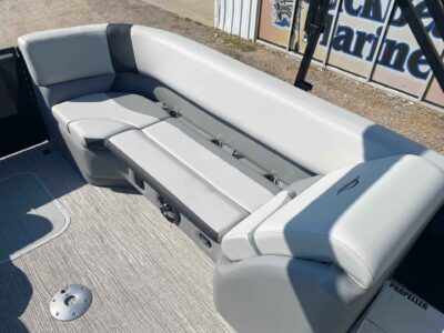 2027 SunCatcher SELECT 324RC Boat
