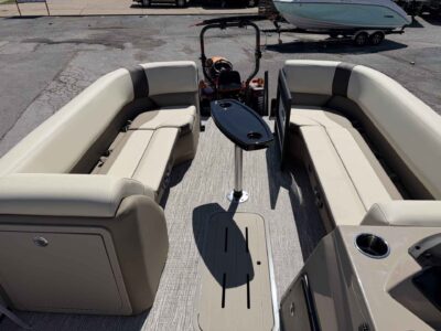 2027 SunCatcher SELECT 324RC Pontoon Boat (SC072H627)