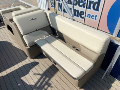 2027 SunCatcher SELECT 324SS Pontoon Boat