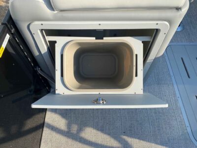 2027 SunCatcher SELECT 322RC Pontoon Boat (SC876H627)