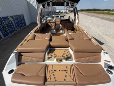 2027 Tige ULTRE 25ZX Wake/Surf Boat