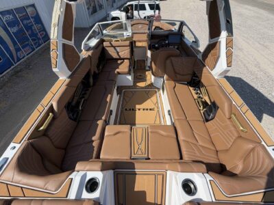 2027 Tige ULTRE 25ZX Wake/Surf Boat