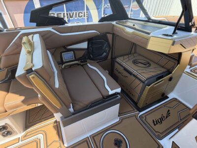 2027 Tige ULTRE 25ZX Wake/Surf Boat