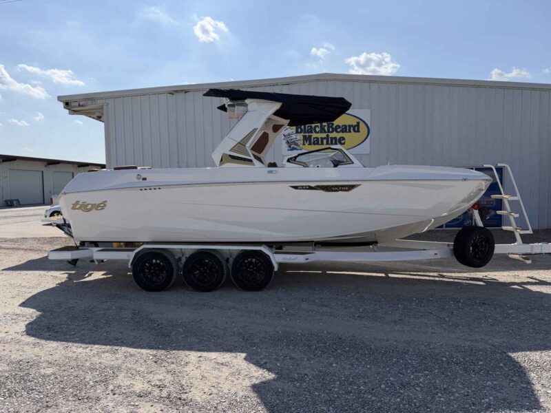 2027 Tige ULTRE 25ZX Wake/Surf Boat (T64HH627)