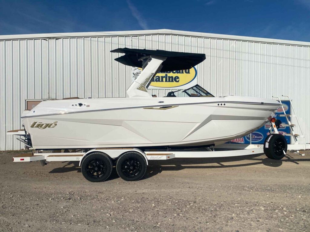 2027 Tige Z3 Wake/Surf Boat (T46SI627)