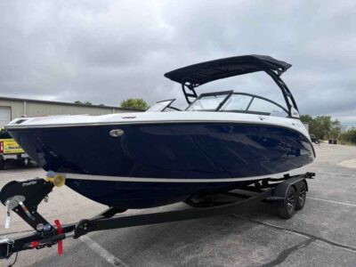2027 Yamaha Boat 252SD Jet Boat (YB261H627)