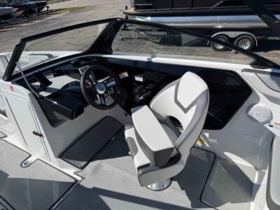 2027 Yamaha Boat AR220 Jet Boat (YB271H627)