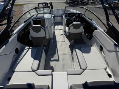 2027 Yamaha Boat AR250 Jet Boat (YB185G627)