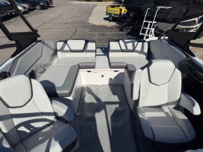 2027 Yamaha Boat AR250 Jet Boat (YB185G627)