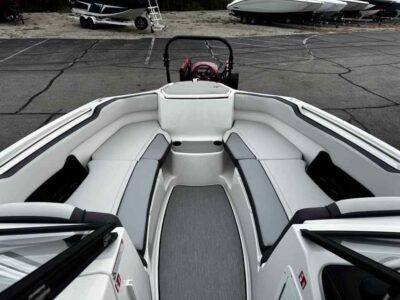 2027 Yamaha Boat AR250 Jet Boat (YB355H627)