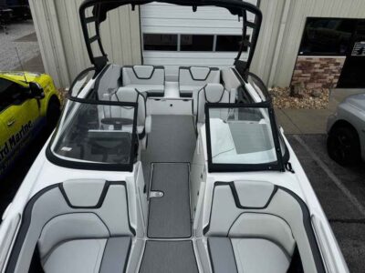 2027 Yamaha Boat AR250 Jet Boat (YB355H627)