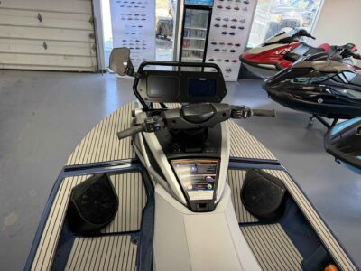 2027 Yamaha Waverunner CROSSWAVE PWC