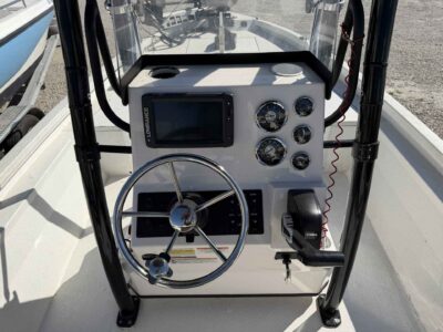 2021 VEXUS AVX2180CC Boat