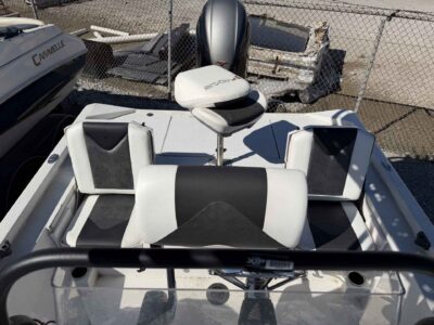 2021 VEXUS AVX2180CC Boat