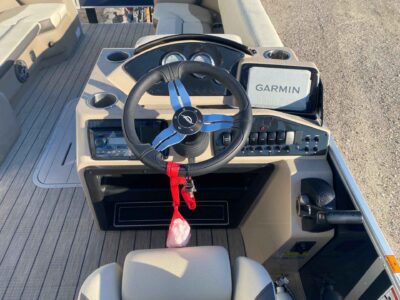 2027 SunCatcher SELECT 322RF Pontoon Boat