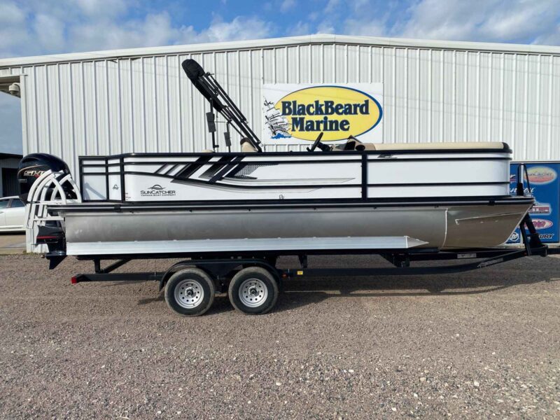 2027 SunCatcher SELECT 322RF Pontoon Boat