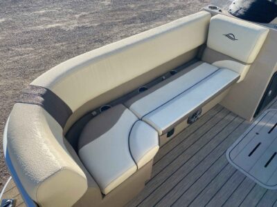 2027 SunCatcher SELECT 322RF Pontoon Boat