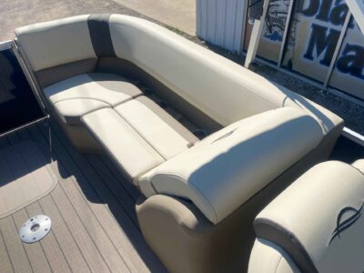 2027 SunCatcher SELECT 322RC Pontoon Boat