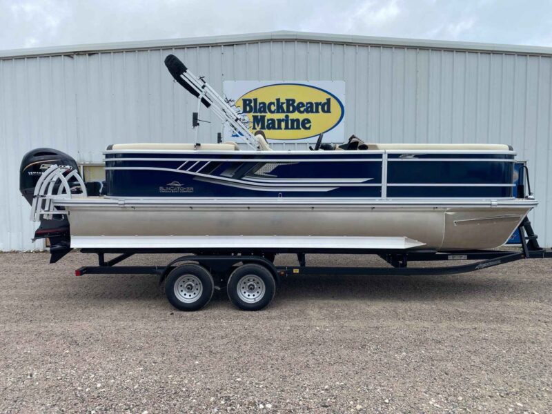 2027 SunCatcher SELECT 322RC Pontoon Boat