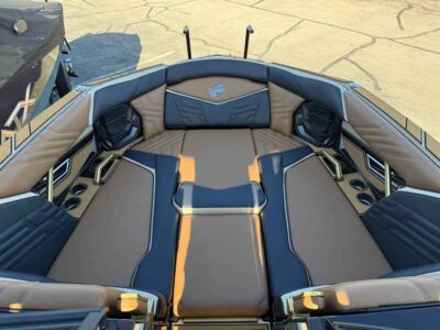 2027 Tige ULTRE 25ZX Wake/Surf Boat