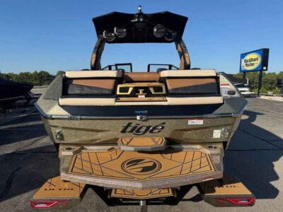 2027 Tige ULTRE 25ZX Wake/Surf Boat
