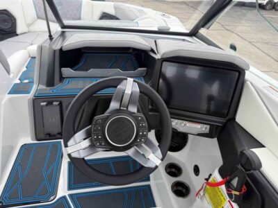 2027 Tige Z3 Wake/Surf Boat