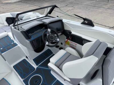 2027 Tige Z3 Wake/Surf Boat