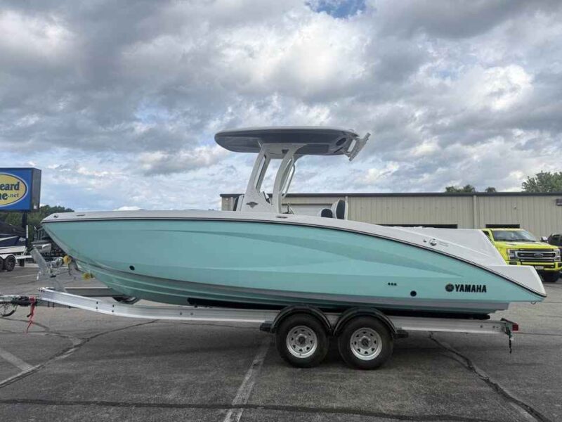 2027 Yamaha Boat 255 FSH SPORT H Jet Boat