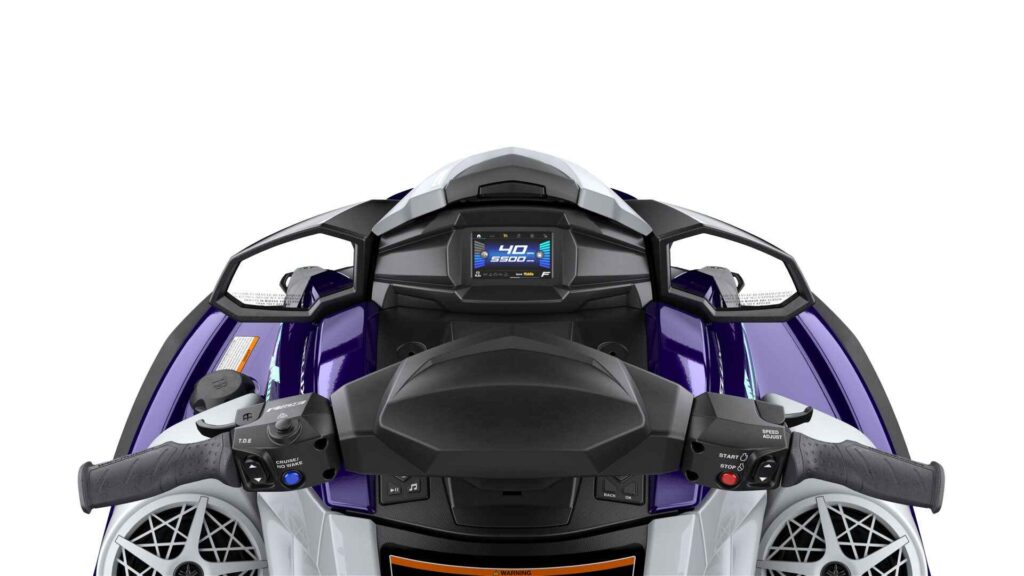 2027 Yamaha Waverunner VX DELUXE W/AUDIO at Blackbeard Marine Kingston, photo 6 of 7